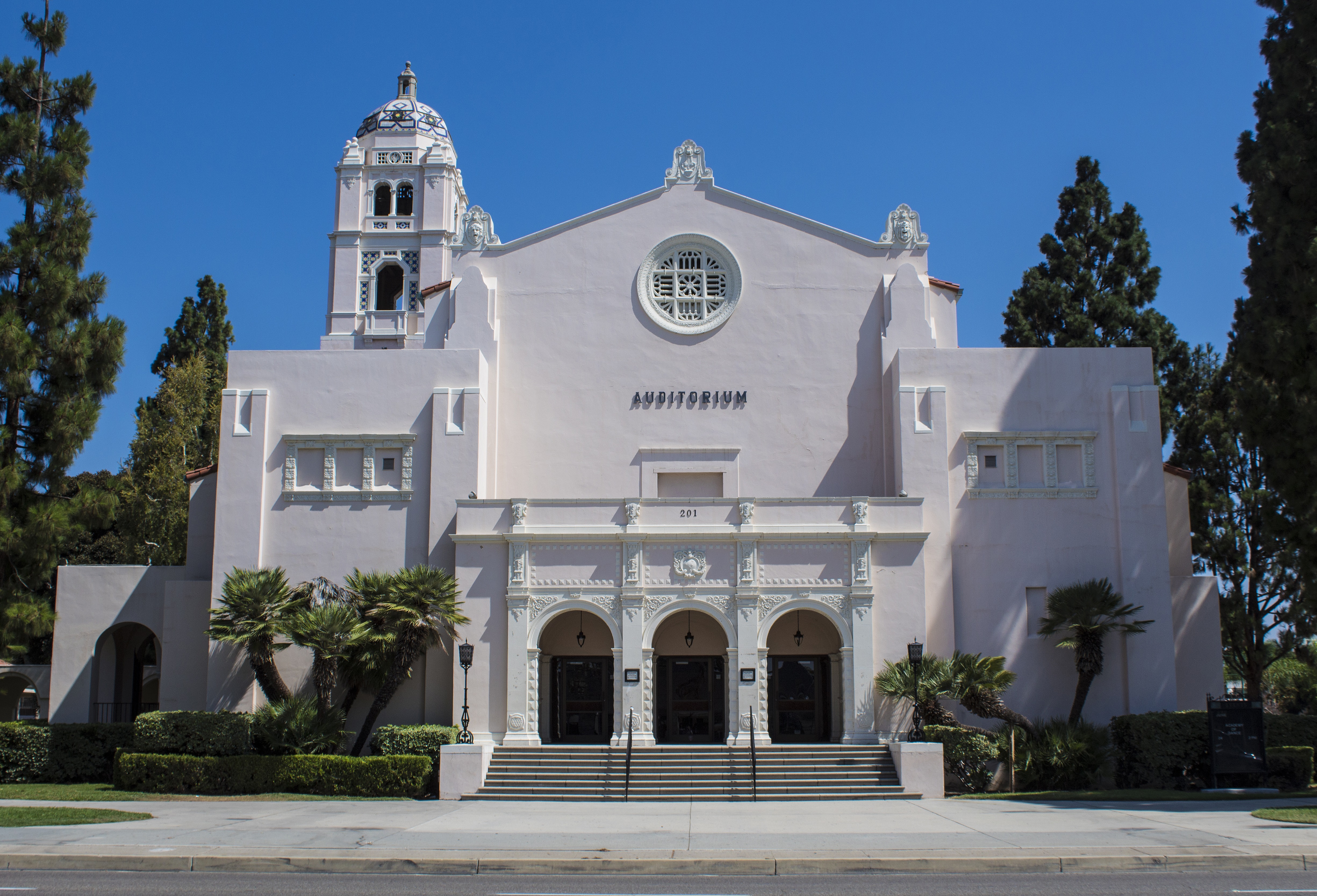 A colored photo of the Fullerton Union High School Auditorium, taken in 2021.