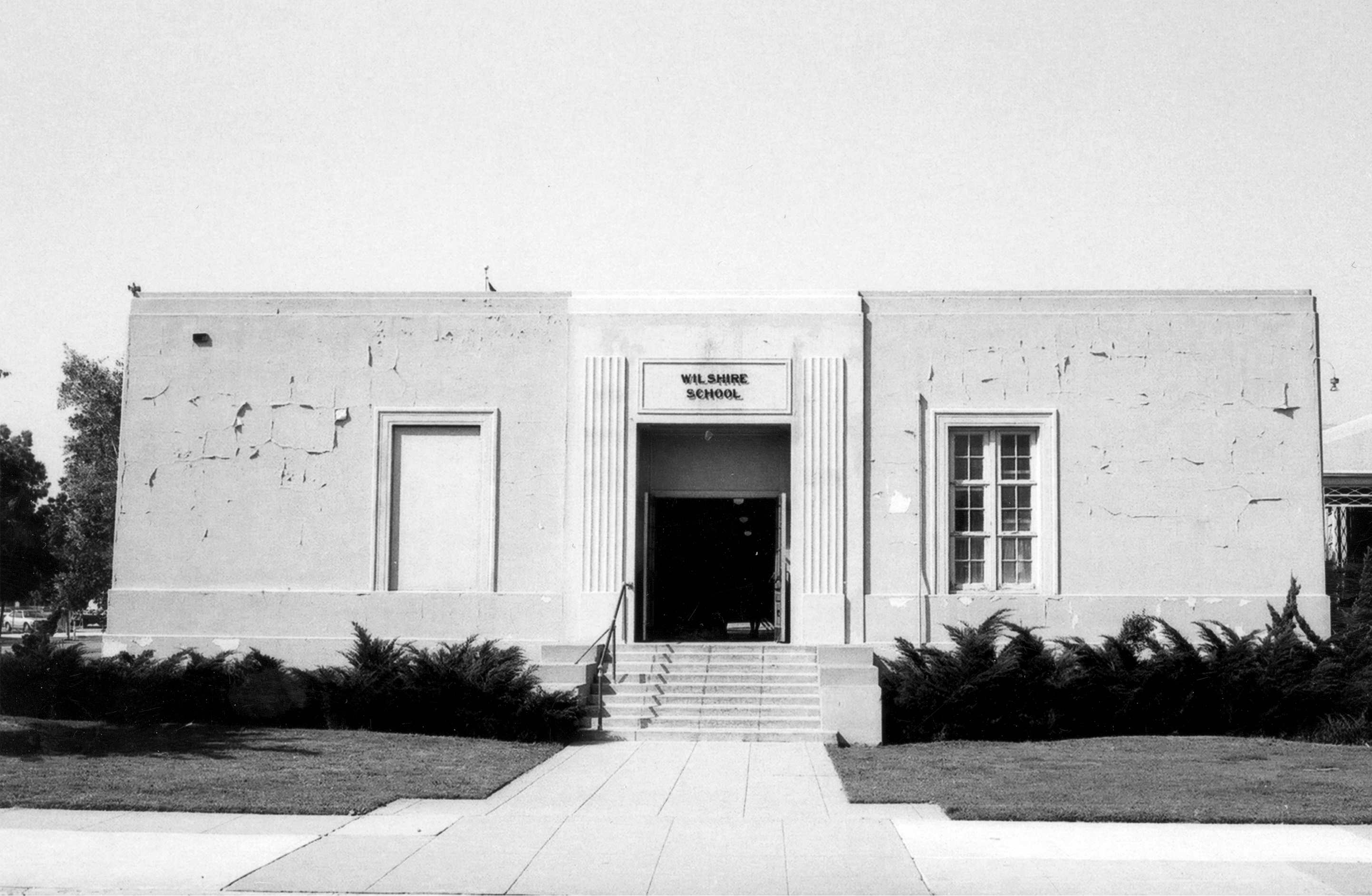 A black and white photograph of Wilshire School, taken in 1978 for the Historical Building Survey