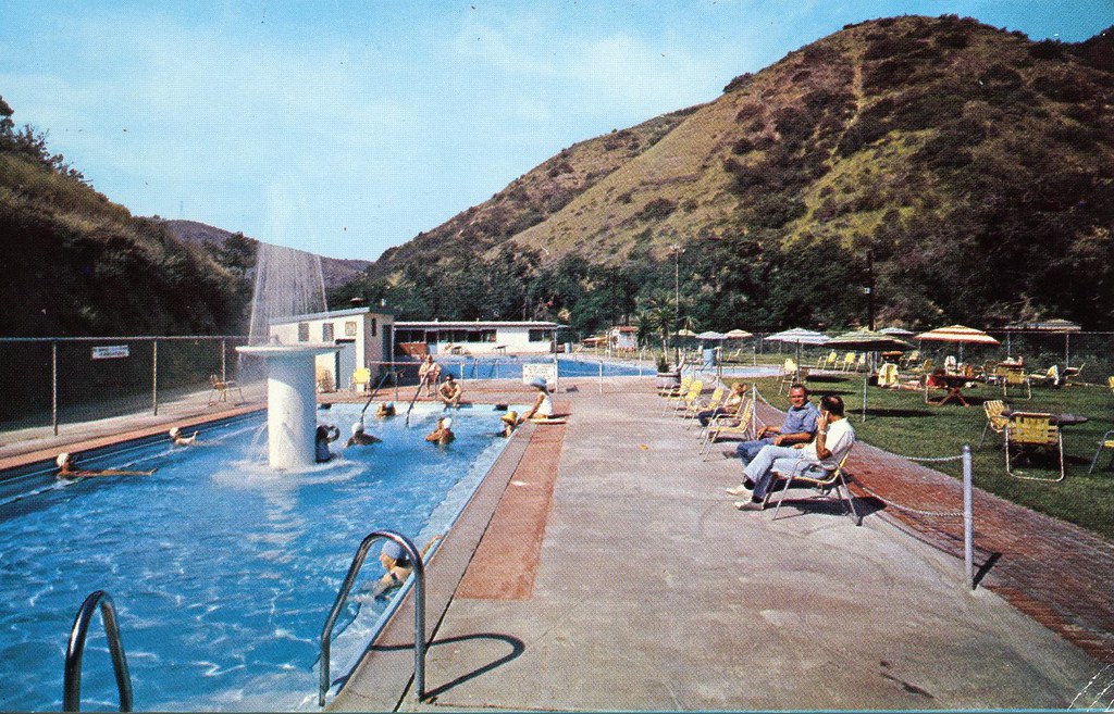 A colored photo of the LaVida Mineral Springs Resort.