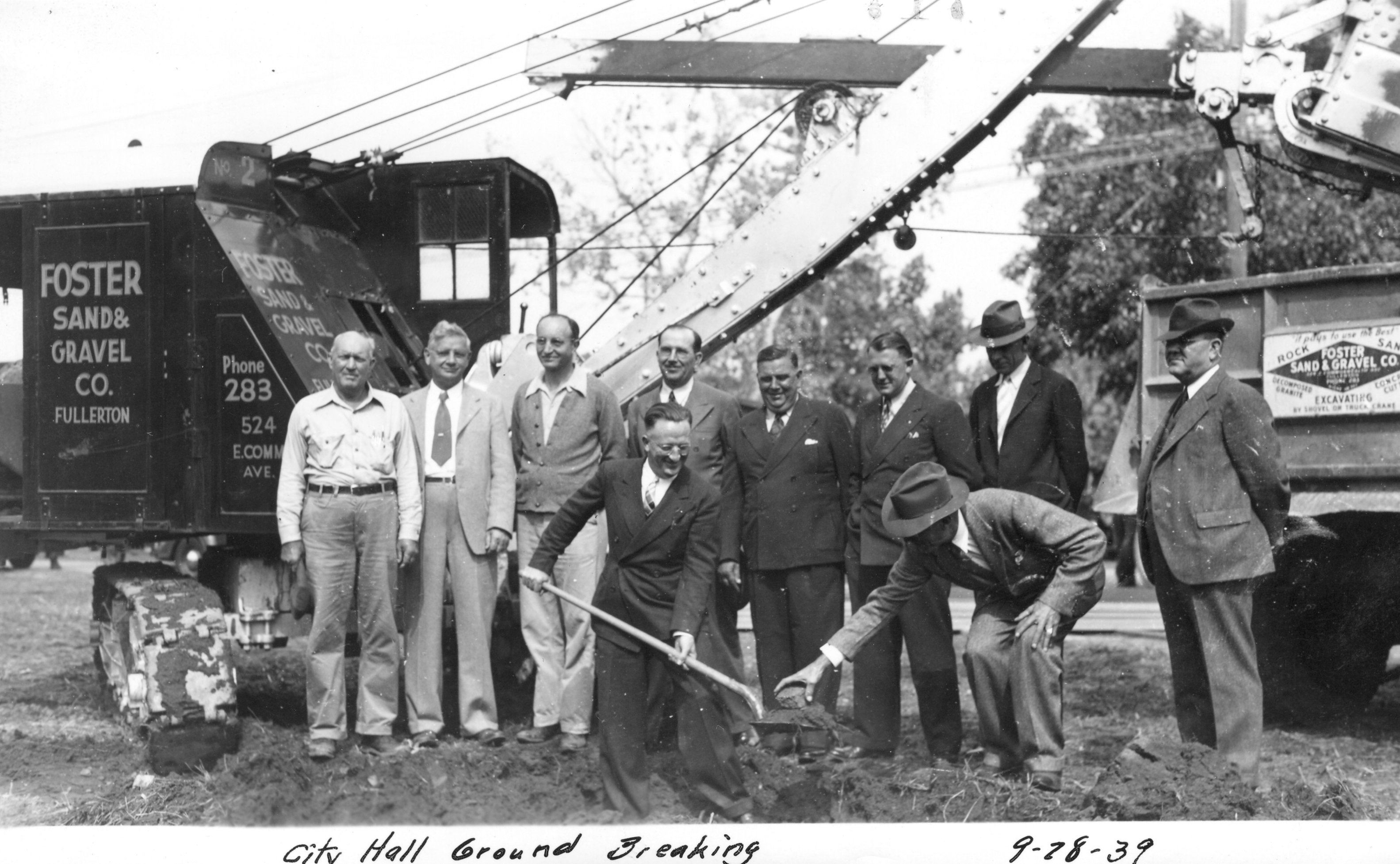 A black and white photograph of the ground breaking of Fullerton City Hall in 1939.