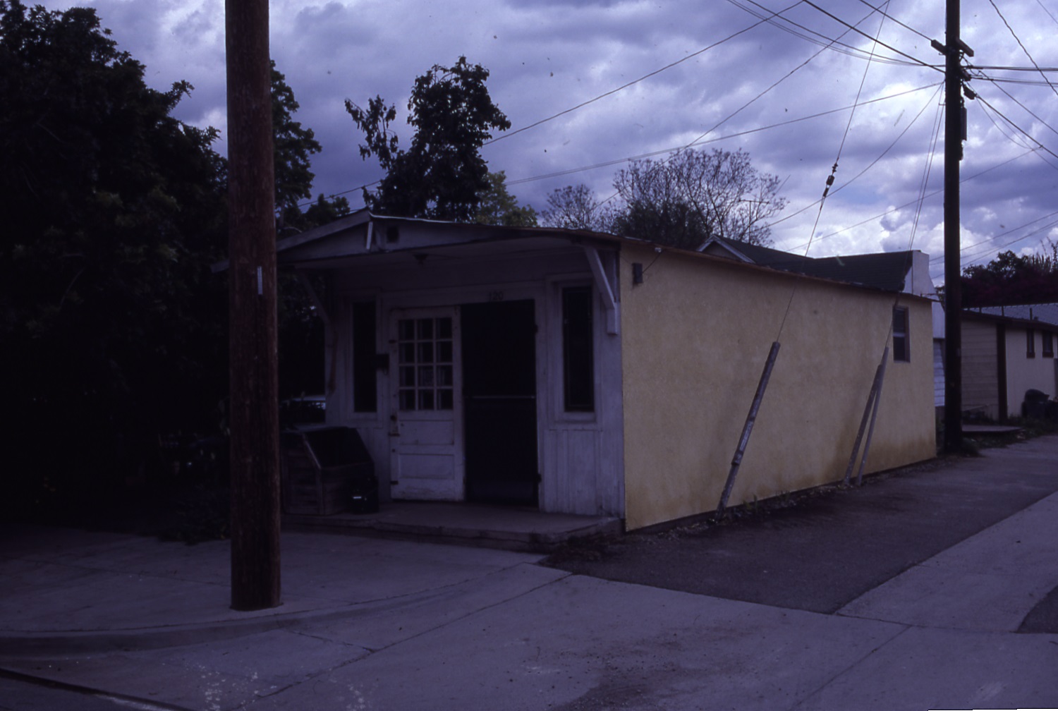 A colored photo of the former Klose Market in 1983.