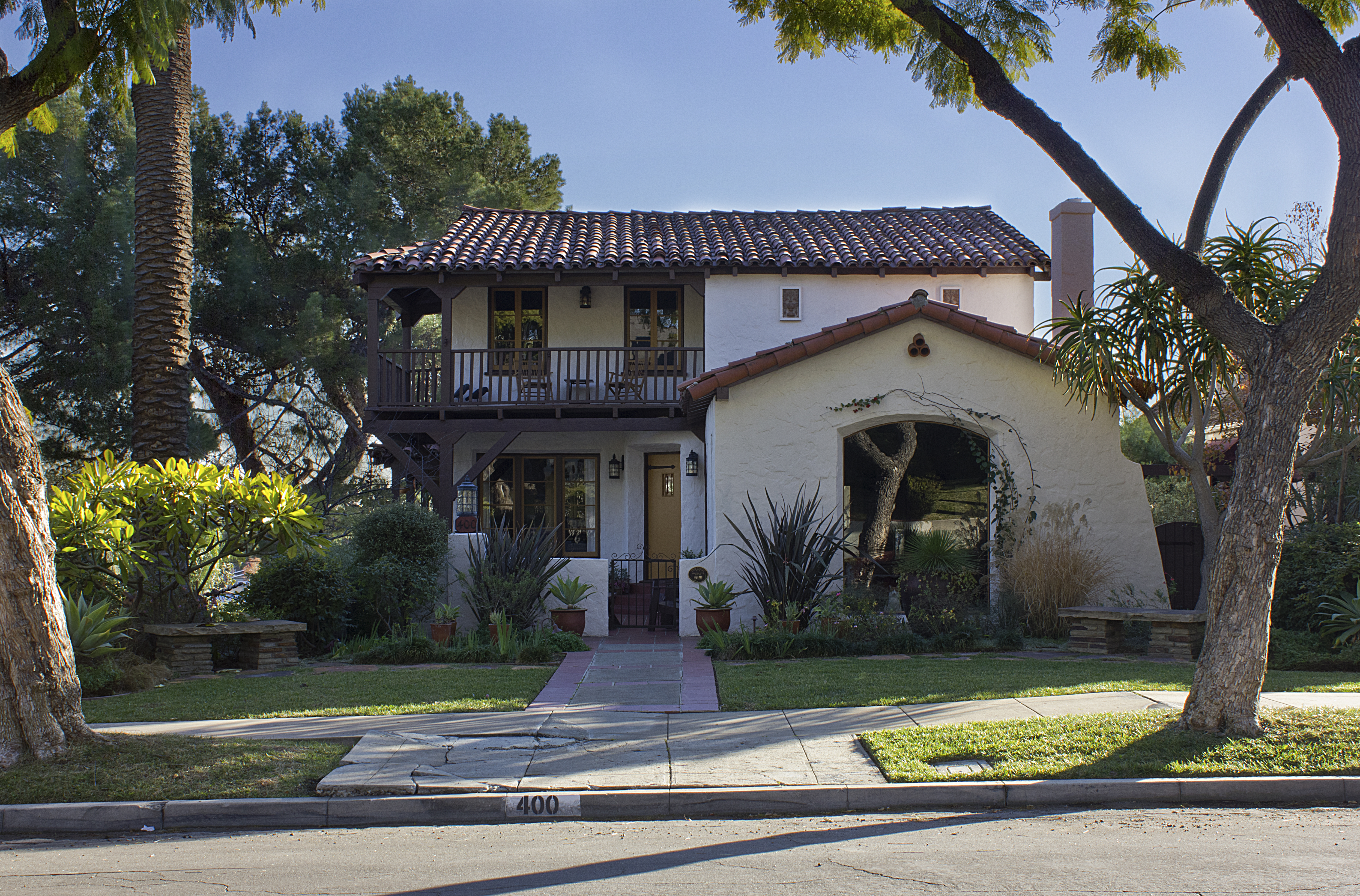 A colored photo of the front exterior of the Toney Hirigoyen House in 2012.