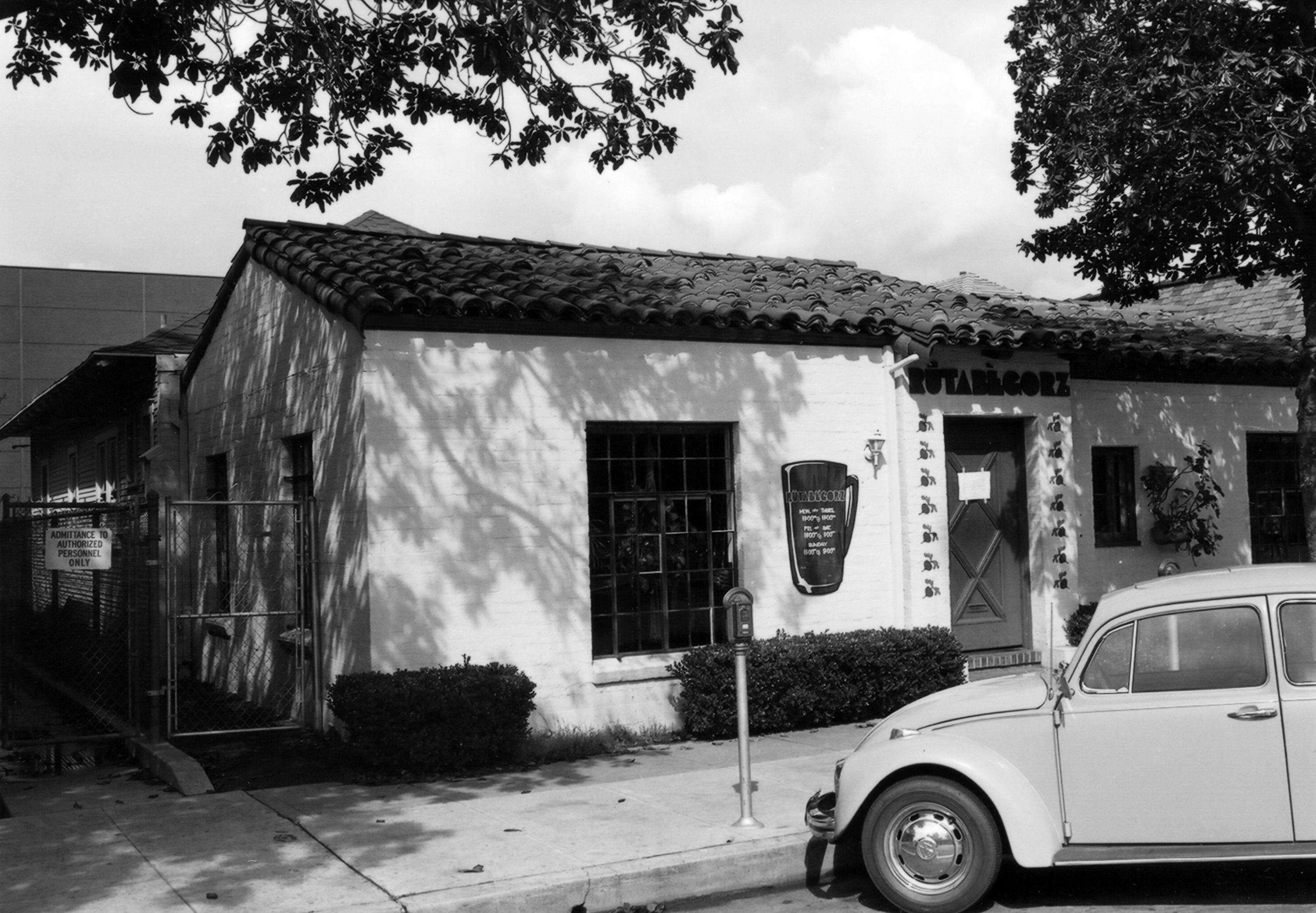 A black and white photograph of the Dr. Olson Home &amp; Medical Office (now Rutabegorz Restaurant) for the Historical Building Survey in 1978.