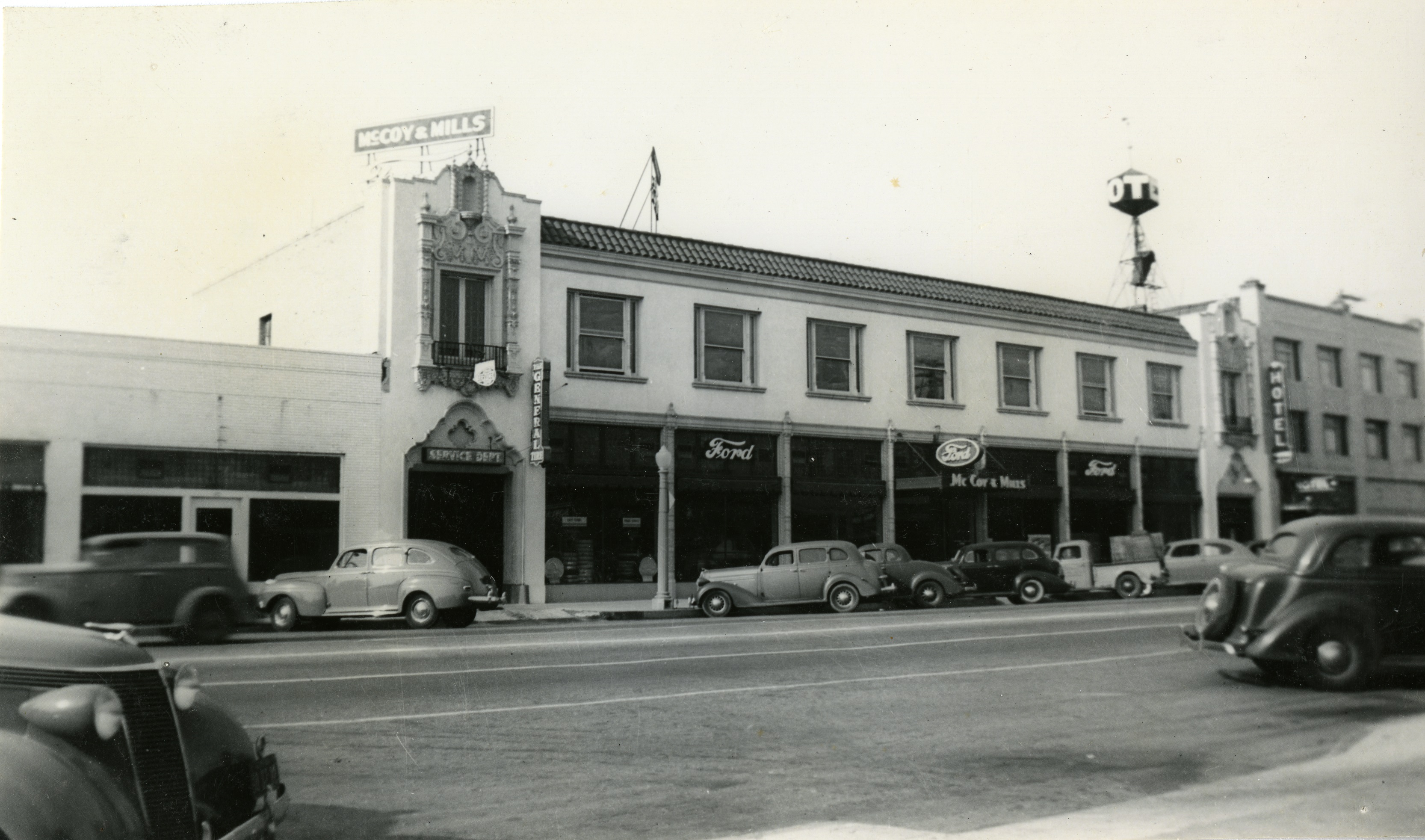 A black and white photograph of McCoy &amp; Mills Ford circa 1930s.