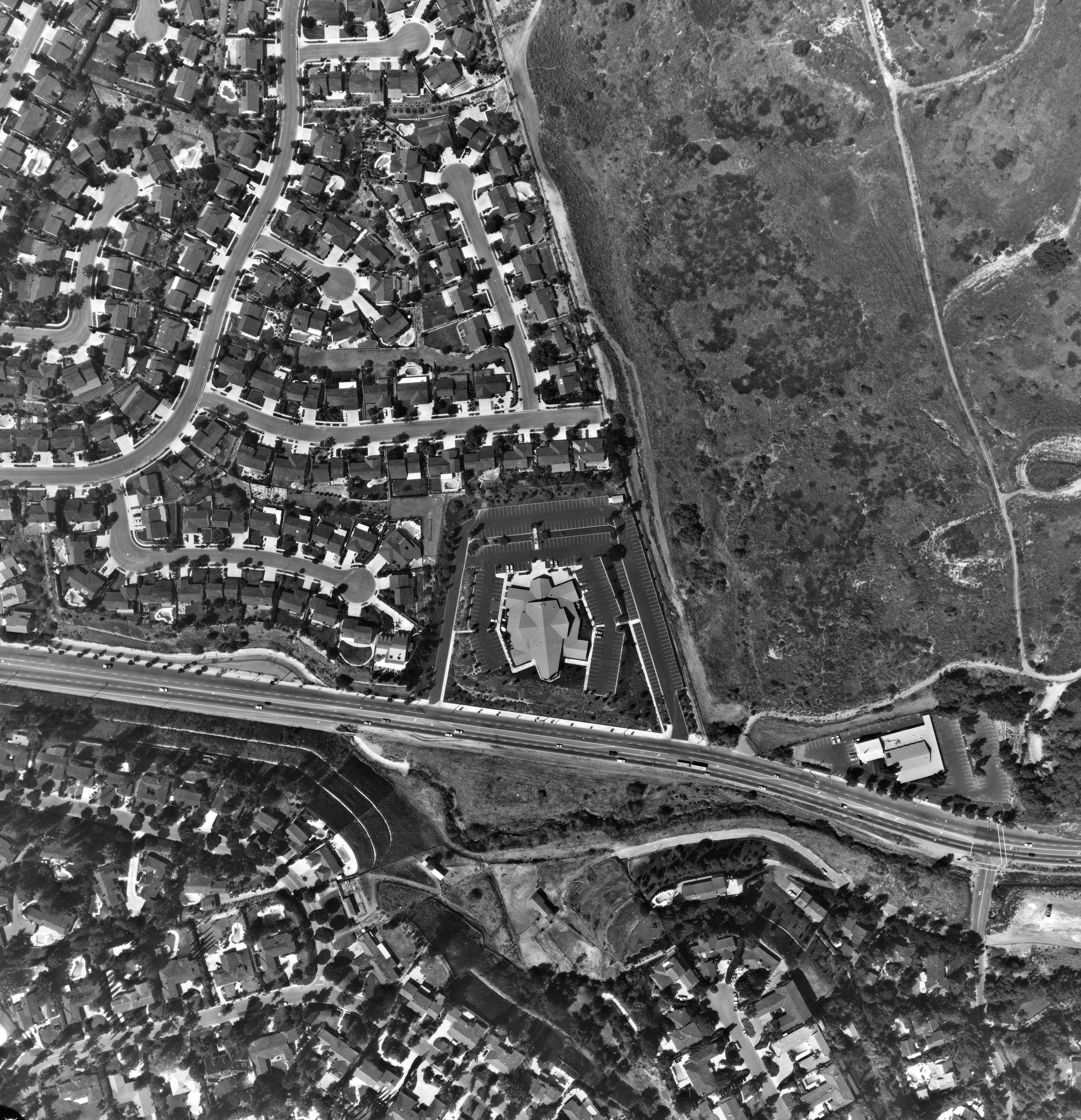 A digital scan of an aerial view of Euclid &amp; West Coyote Hills (version A) in 1986.