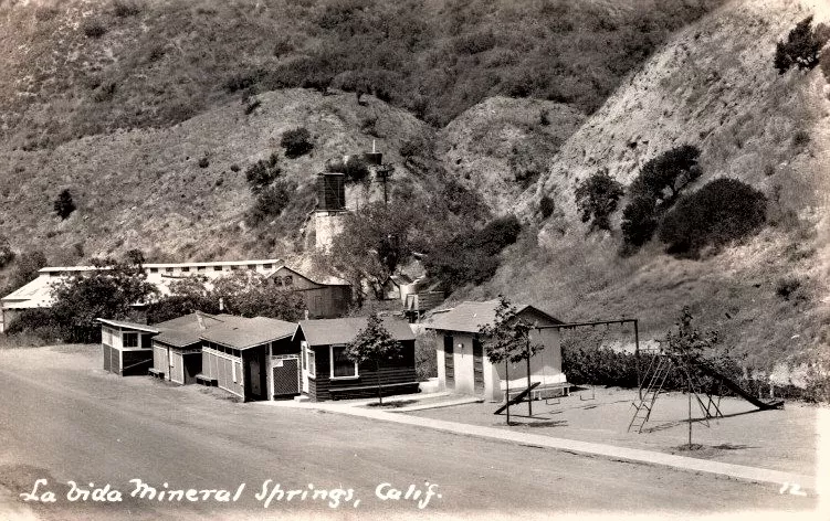 A vintage photograph of the LaVida Mineral Springs.