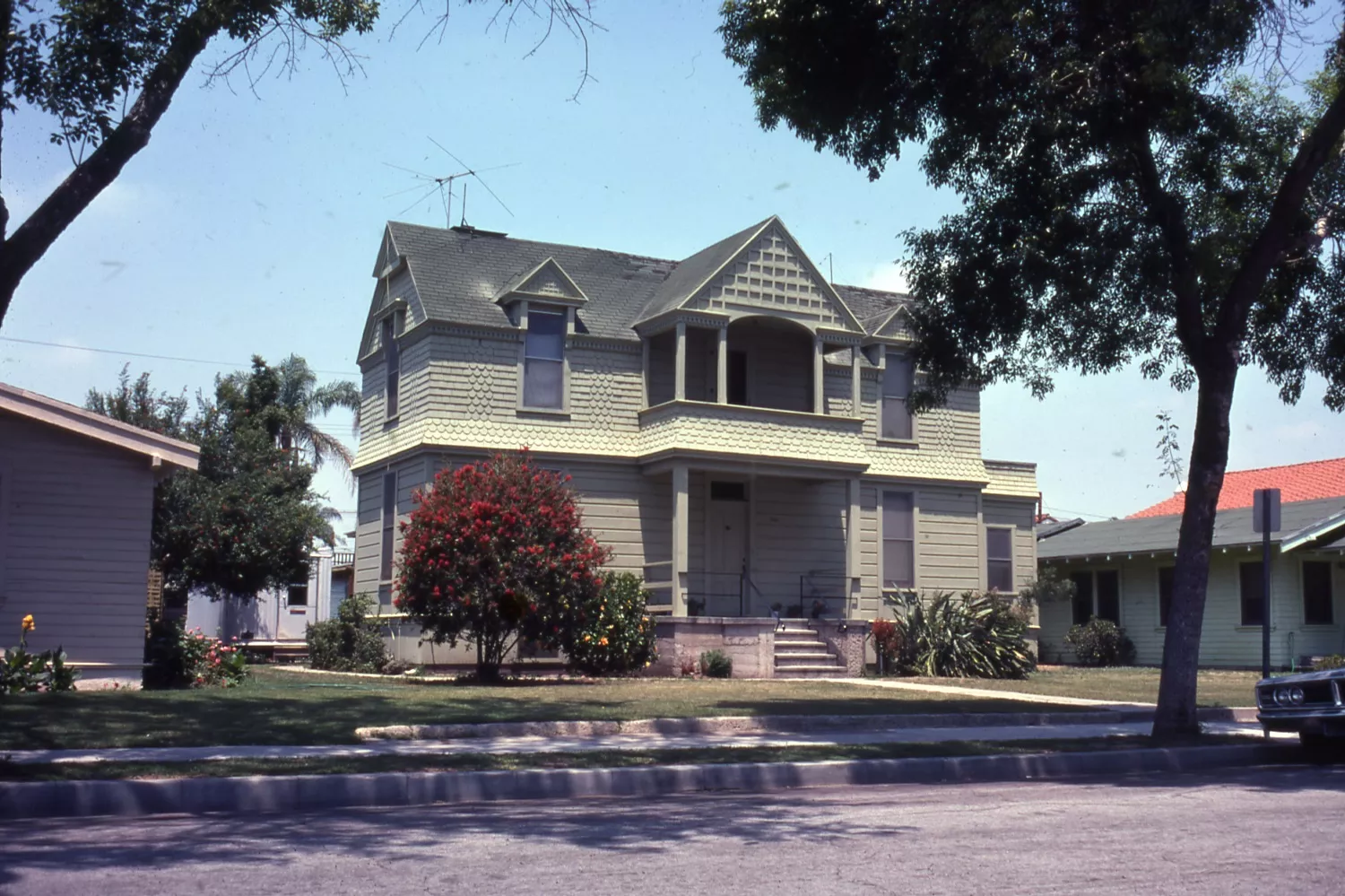A colored photo of the Stanton House&#039;s exterior in 1972.