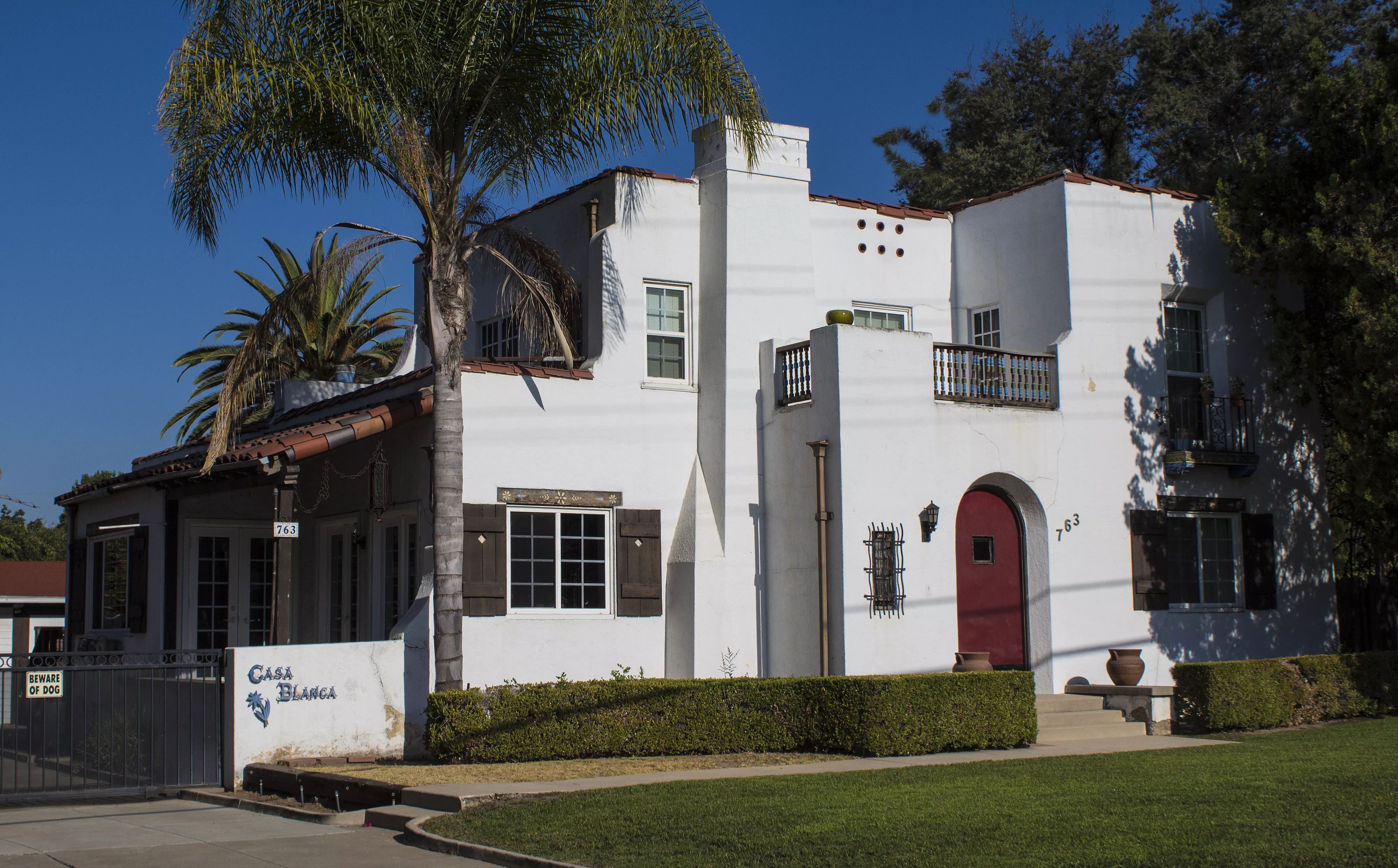 A colored photo of the Thomas Eadington Sr. House in 2017.