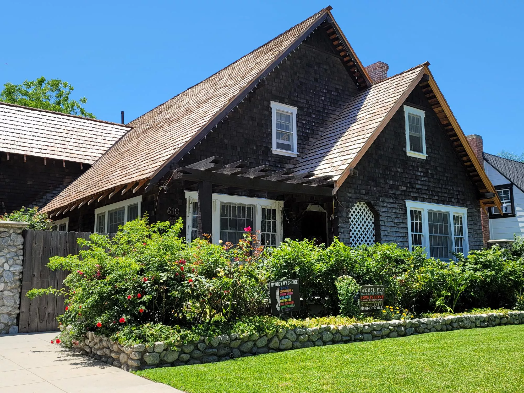 A colored photo of the George Gobar House in 2024.