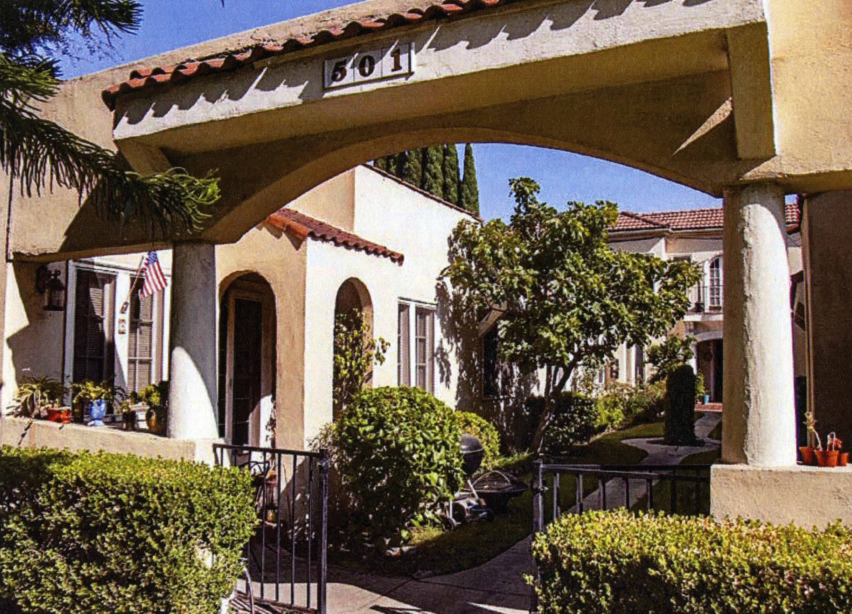 A colored photo of the entryway of the Sans Souci Court in 2017.