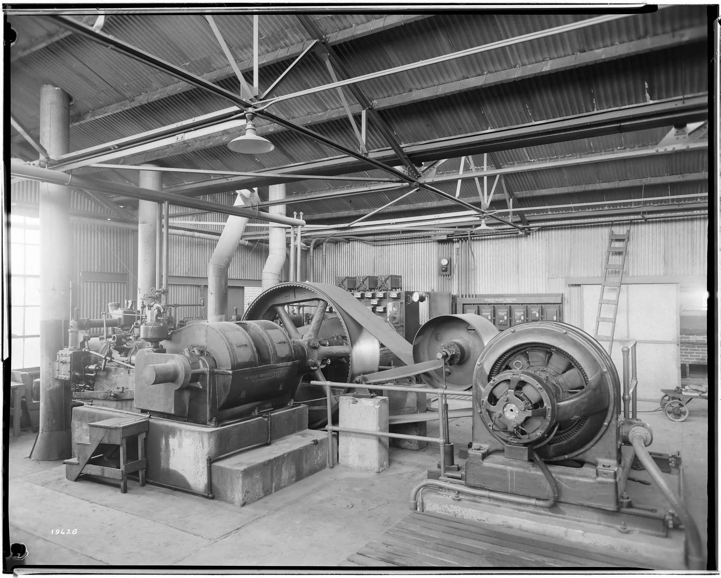 A black and white photograph of the Mississippi Glass Plant in 1936.