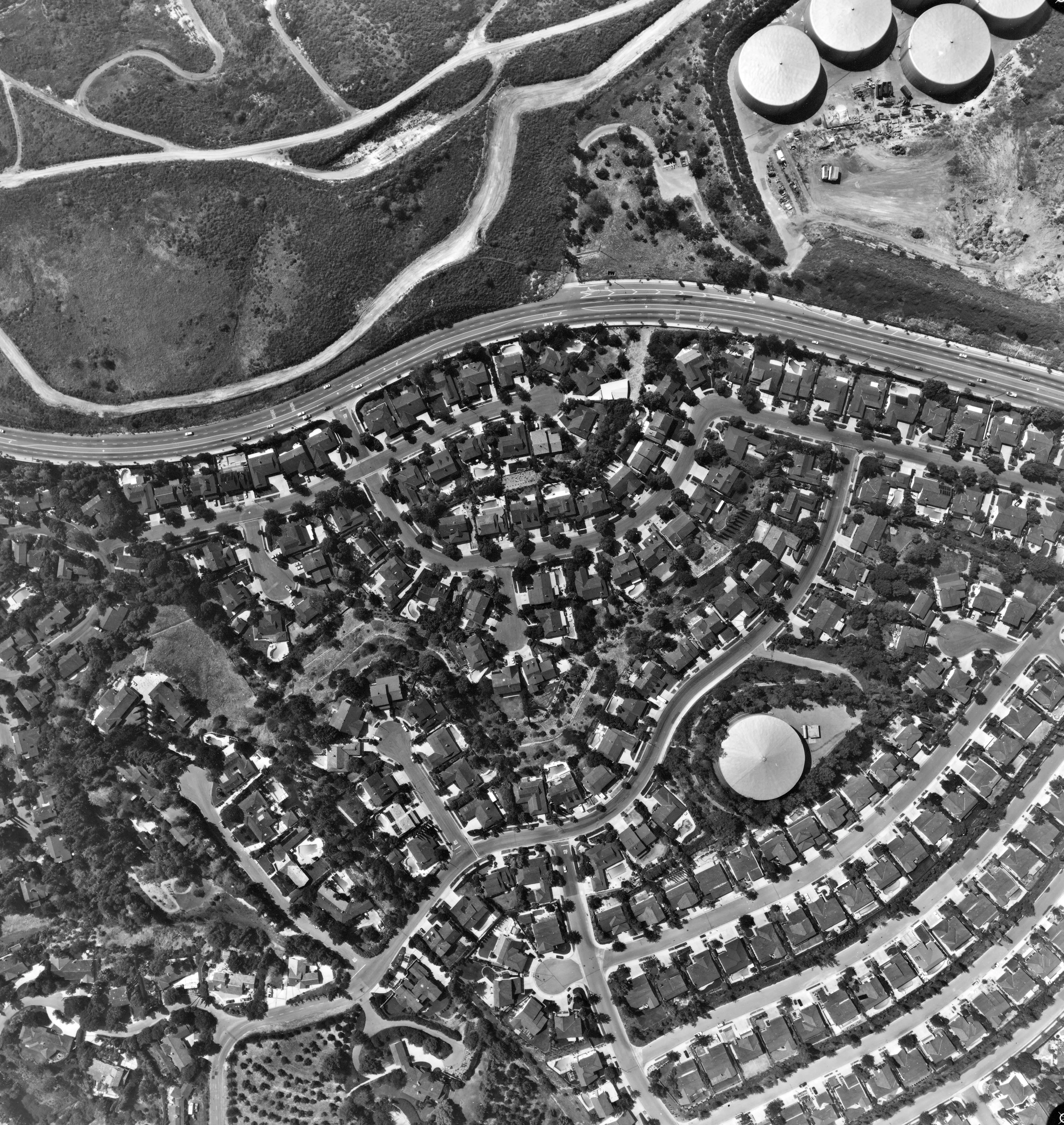 A digital scan of an aerial view of West Coyote Hills &amp; Las Palmas (version B) in 1986.