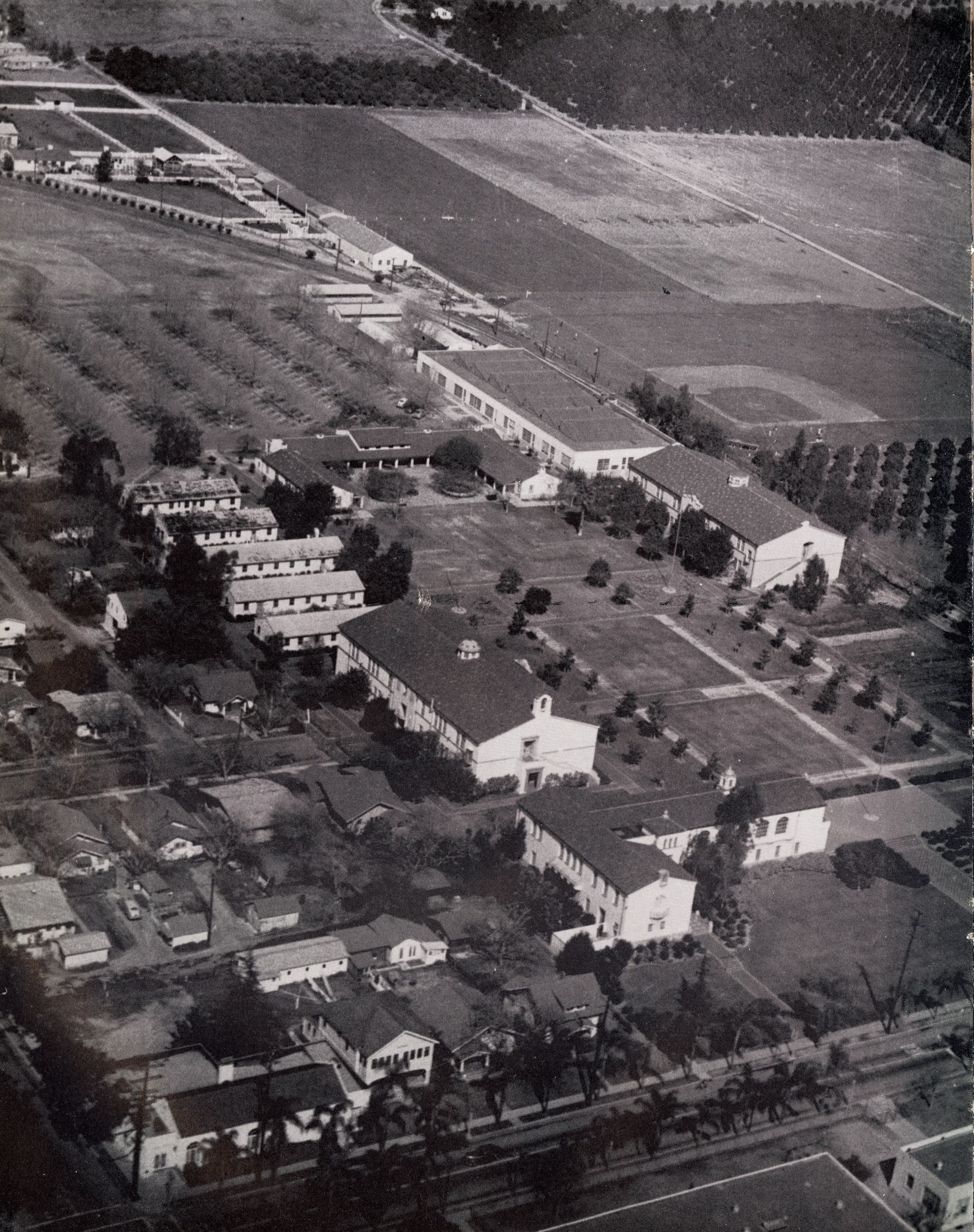 A digital scan of an aerial view of Fullerton College in 1954.